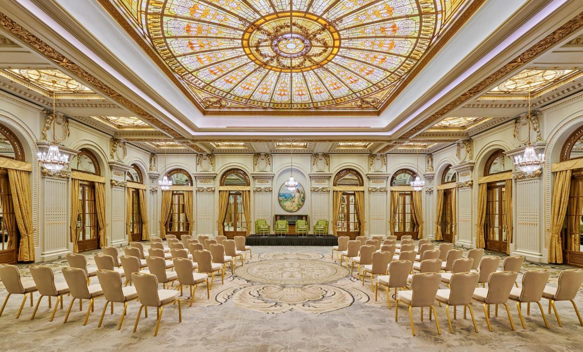 Intercontinental Athenee Palace Bucharest, An Ihg Hotel Екстериор снимка